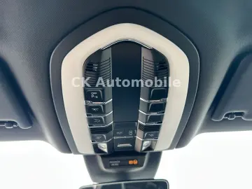 PORSCHE Macan S Car Connect Navi LED BOSE Kamera AHK