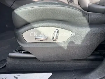 PORSCHE Macan S Car Connect Navi LED BOSE Kamera AHK