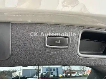 PORSCHE Macan S Car Connect Navi LED BOSE Kamera AHK