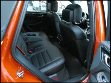 PORSCHE MACAN 2.0 TIP APPROVED PANO BOSE 360 CHRONO LED