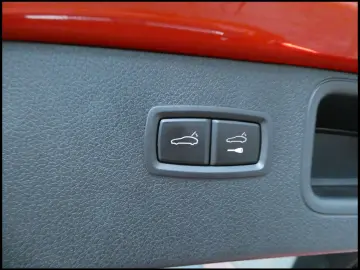 PORSCHE MACAN 2.0 TIP APPROVED PANO BOSE 360 CHRONO LED