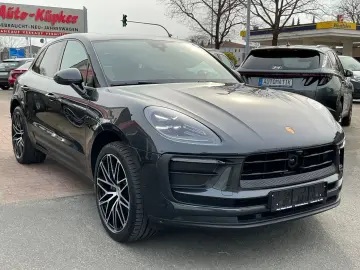 PORSCHE Macan Basis AHK Panorama Kamera Luftfederung Nav