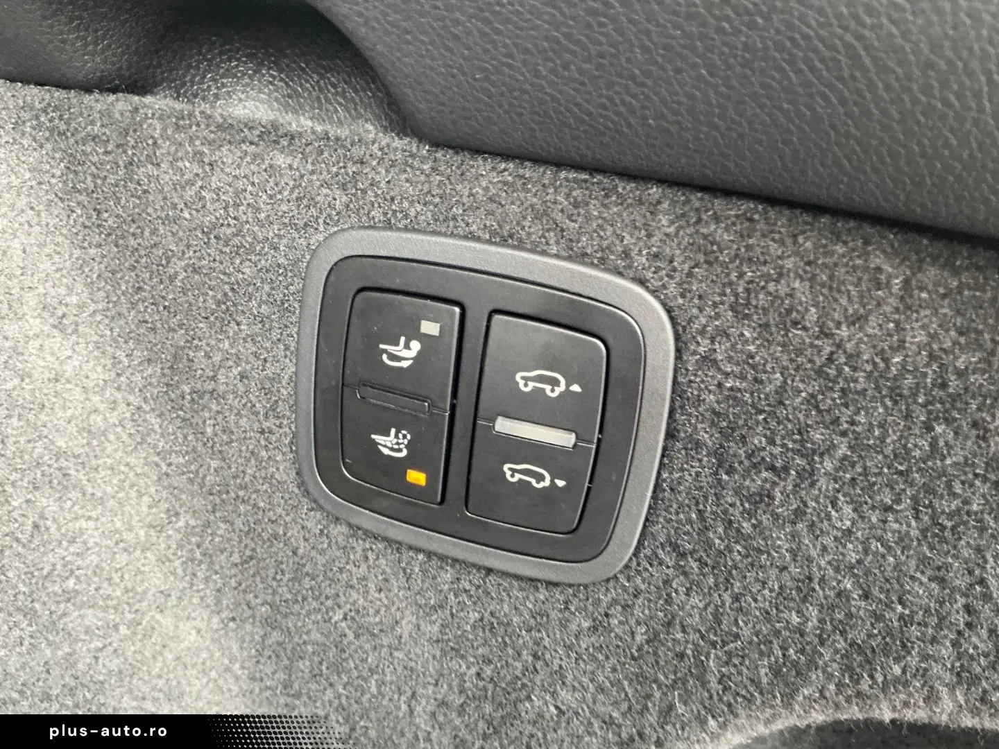 PORSCHE Macan Basis AHK Panorama Kamera Luftfederung Nav