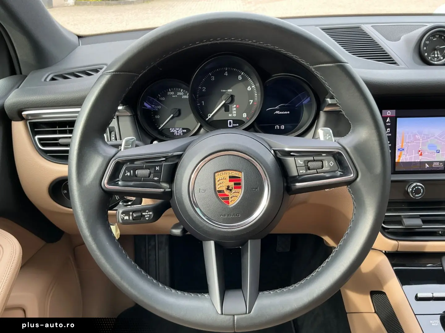 PORSCHE Macan Basis AHK Panorama Kamera Luftfederung Nav