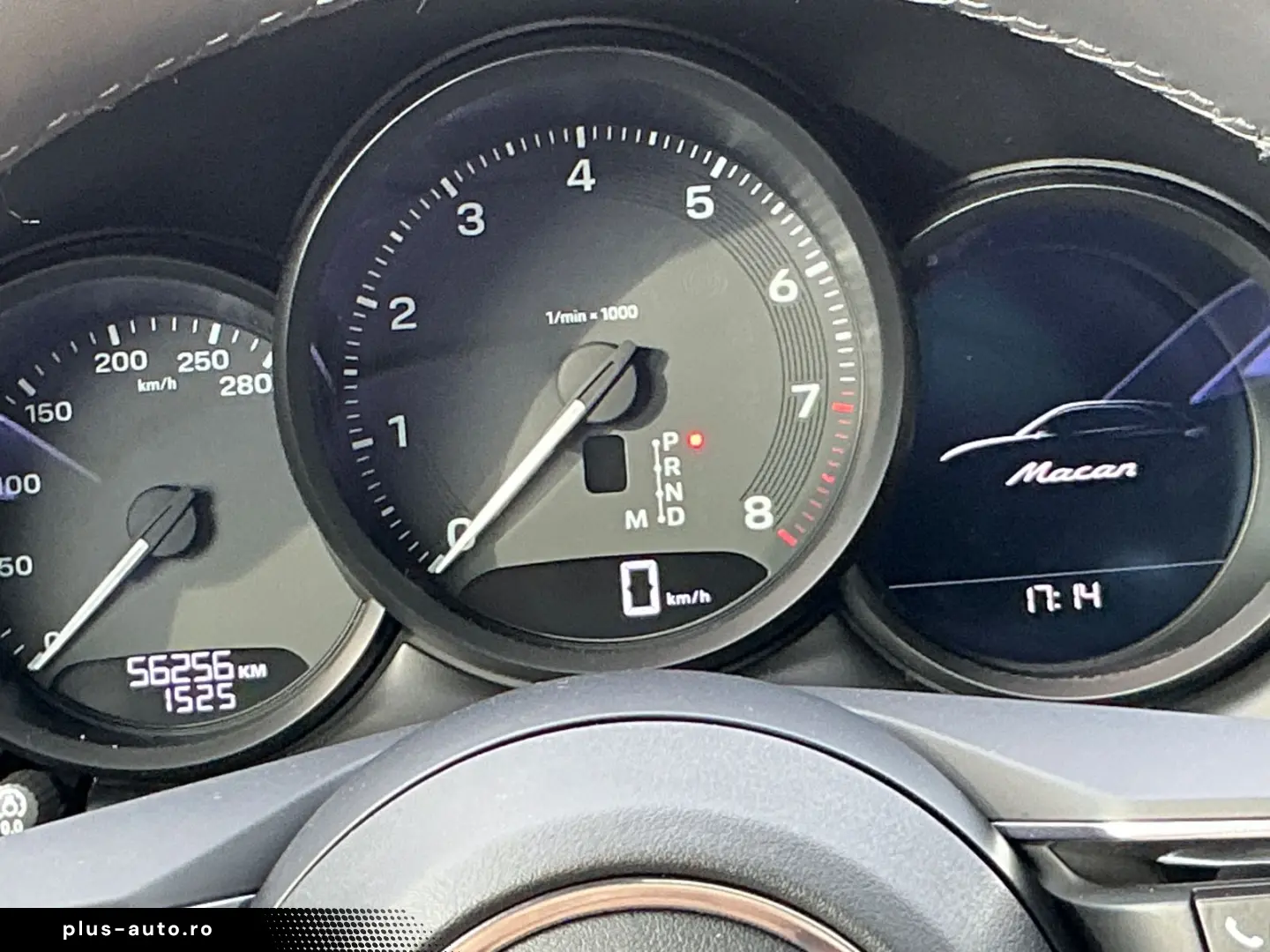 PORSCHE Macan Basis AHK Panorama Kamera Luftfederung Nav