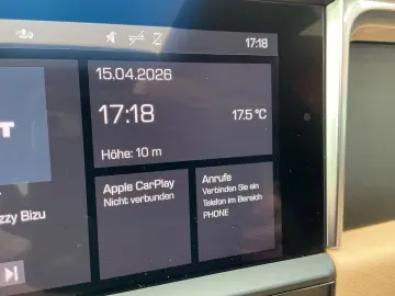 PORSCHE Macan Basis AHK Panorama Kamera Luftfederung Nav