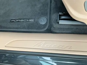 PORSCHE Macan Basis AHK Panorama Kamera Luftfederung Nav