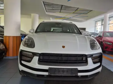 PORSCHE Macan S 20  AHK Leder PASM PCM PDLS  RFK 1.Hd
