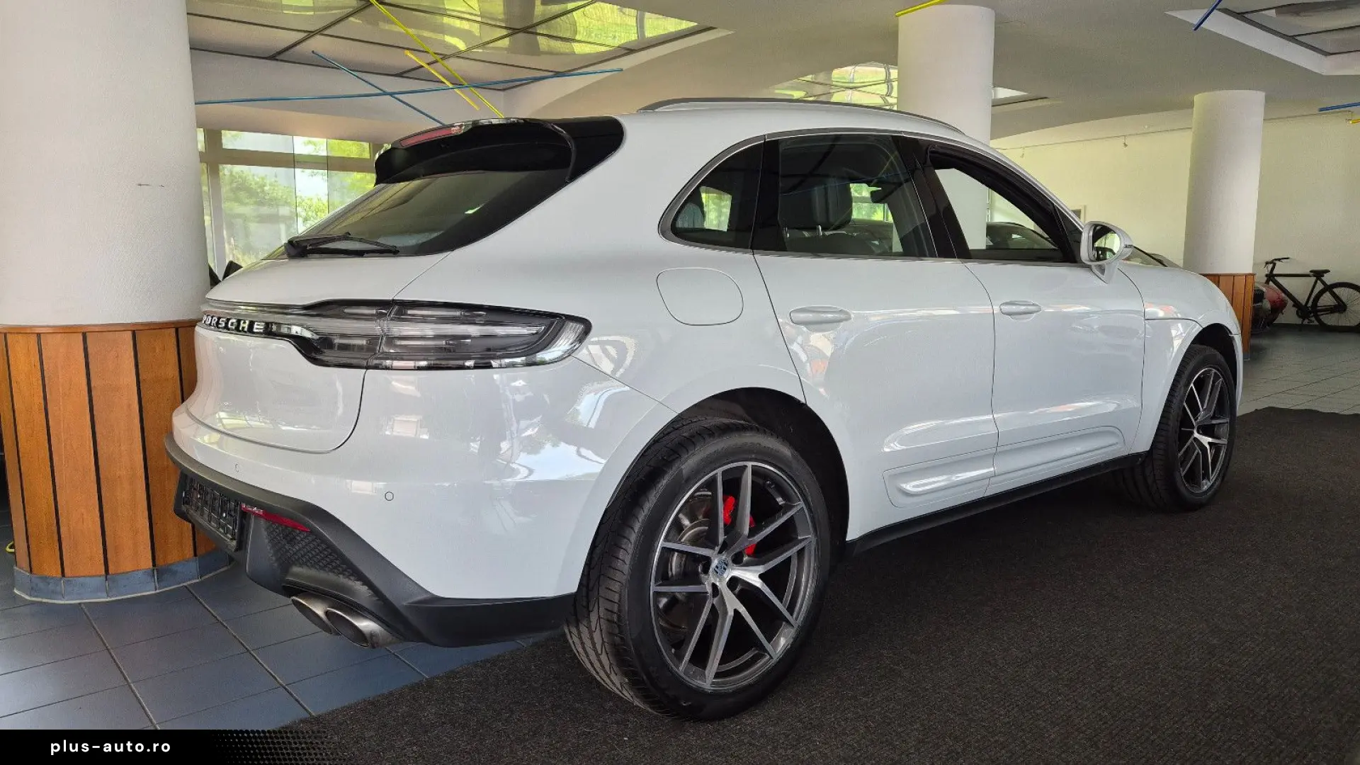 PORSCHE Macan S 20  AHK Leder PASM PCM PDLS  RFK 1.Hd