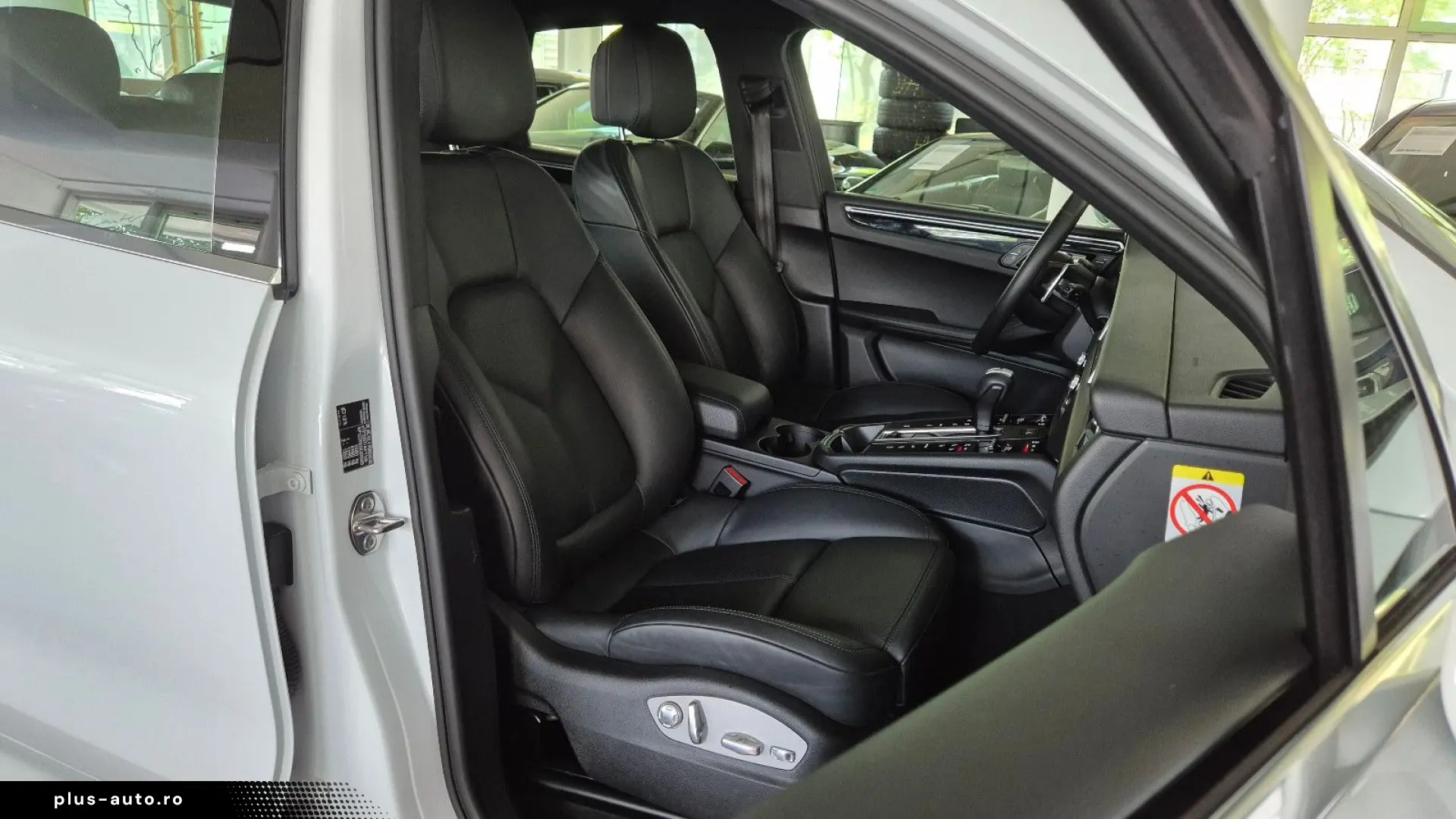 PORSCHE Macan S 20  AHK Leder PASM PCM PDLS  RFK 1.Hd