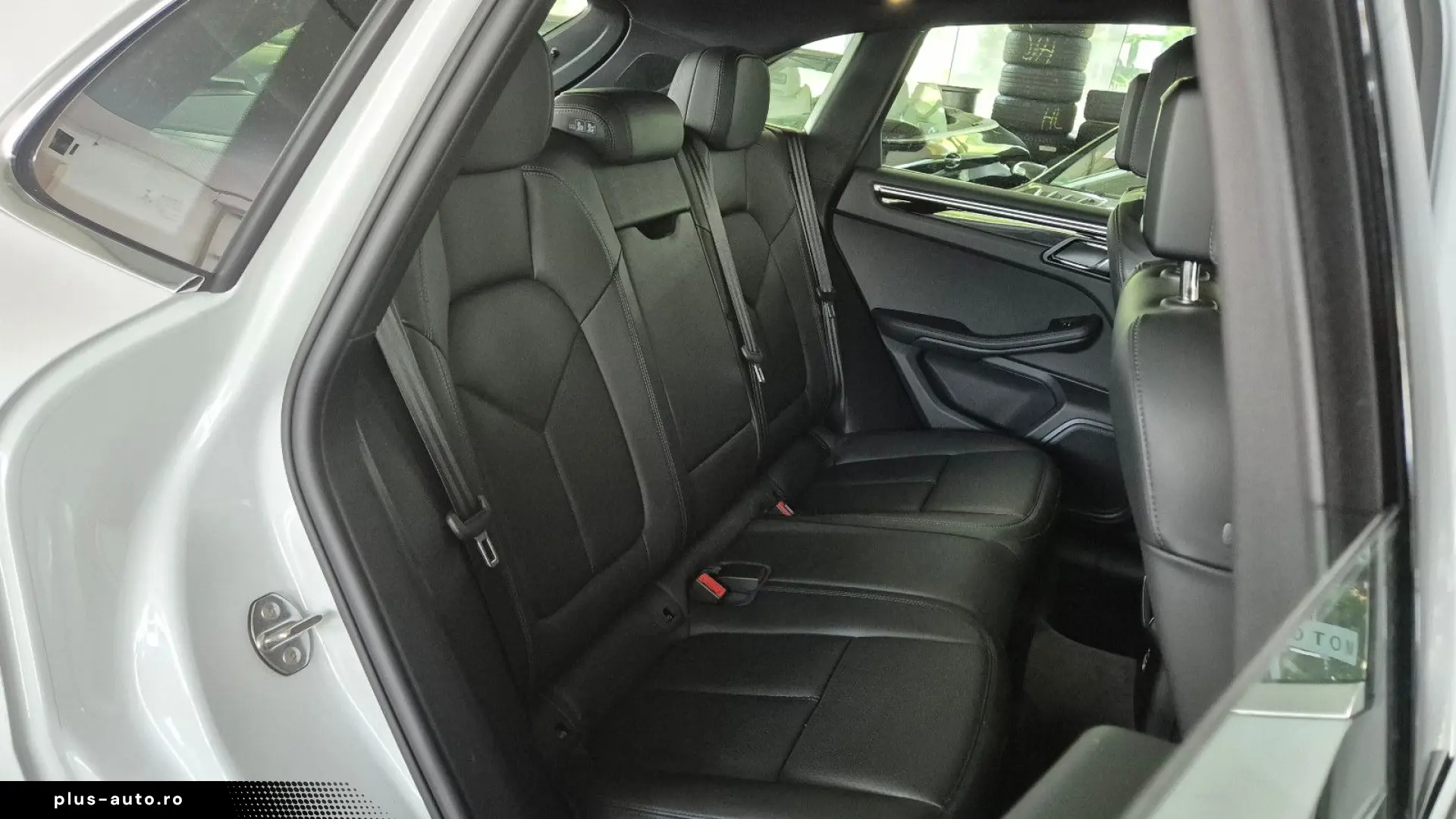 PORSCHE Macan S 20  AHK Leder PASM PCM PDLS  RFK 1.Hd