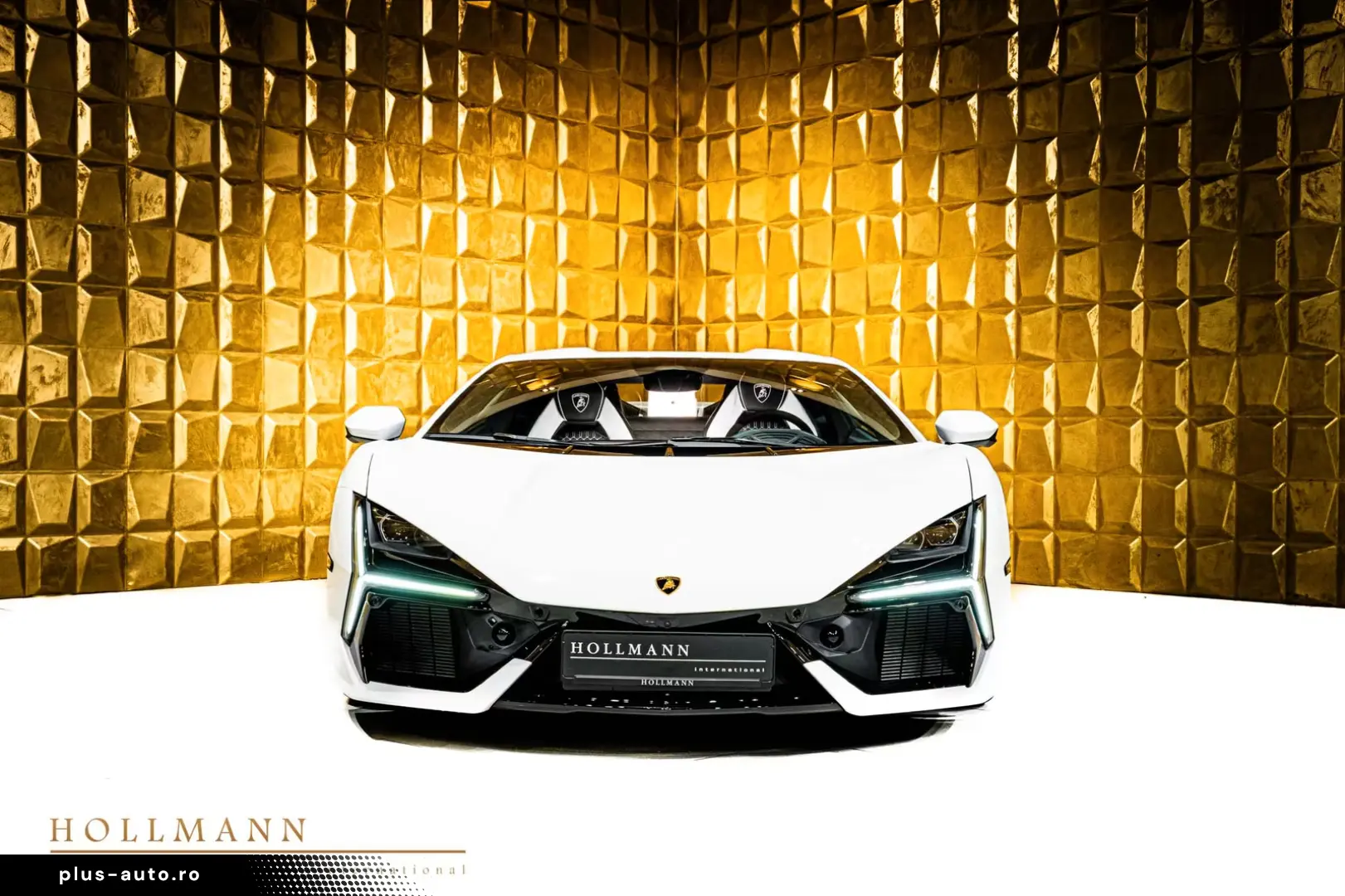 Lamborghini Revuelto