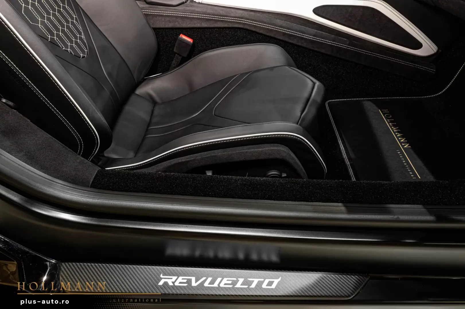 Lamborghini Revuelto