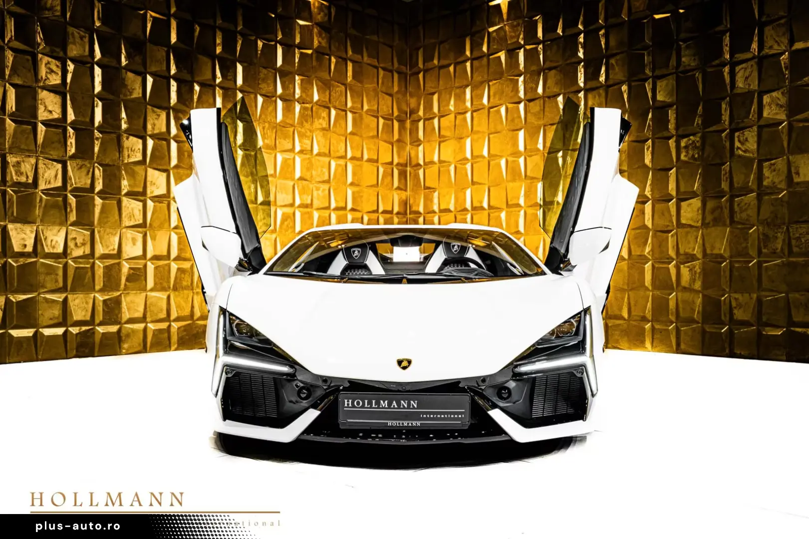 Lamborghini Revuelto