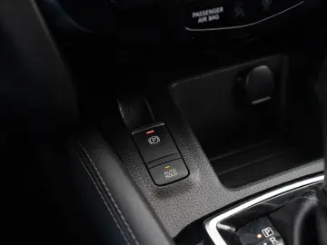 Nissan Qashqai 1.3 DIG-T DCT