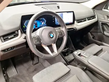 BMW X1 sDrive20d AHK Kamera Sportsitze LED Alarm