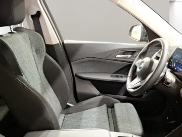 BMW X1 sDrive20d AHK Kamera Sportsitze LED Alarm