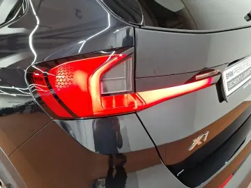 BMW X1 sDrive20d AHK Kamera Sportsitze LED Alarm