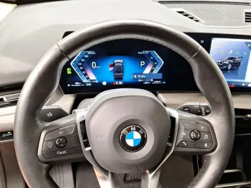 BMW X1 sDrive20d AHK Kamera Sportsitze LED Alarm