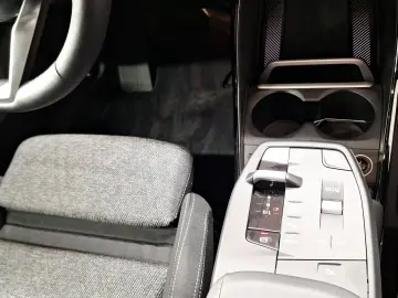 BMW X1 sDrive20d AHK Kamera Sportsitze LED Alarm