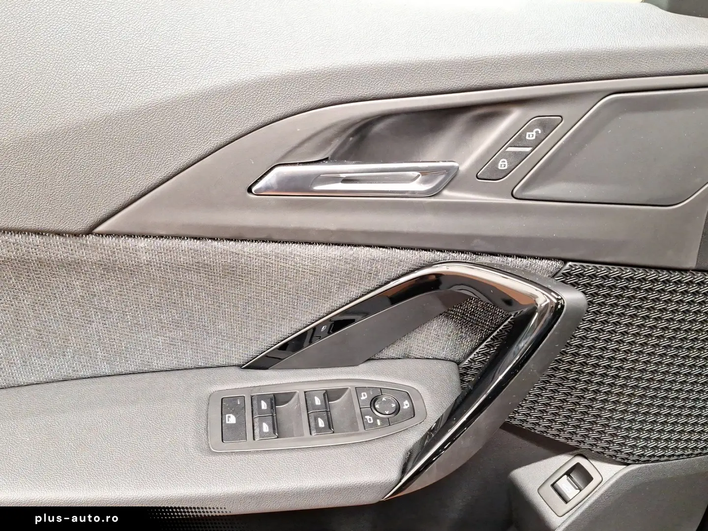 BMW X1 sDrive20d AHK Kamera Sportsitze LED Alarm