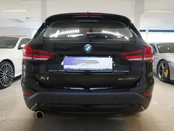 BMW X1 xDrive 25e PHEV Aut LED Navi