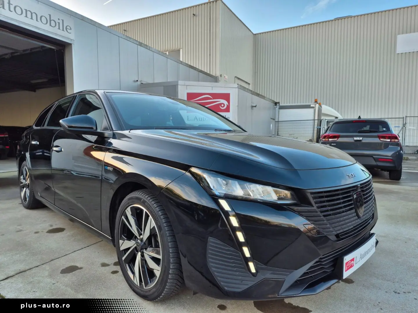 PEUGEOT 308 SW 1.6    PHEV HYBRID    e-EAT8    77.434 KM