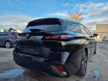 PEUGEOT 308 SW 1.6    PHEV HYBRID    e-EAT8    77.434 KM