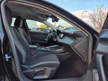 PEUGEOT 308 SW 1.6    PHEV HYBRID    e-EAT8    77.434 KM