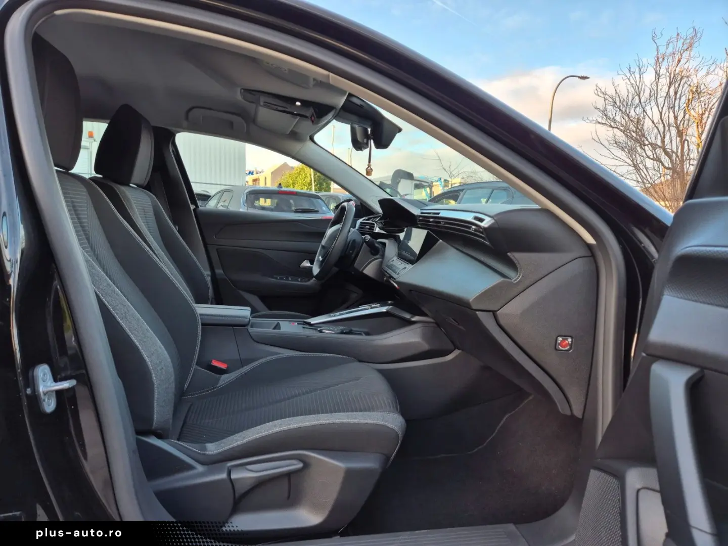 PEUGEOT 308 SW 1.6    PHEV HYBRID    e-EAT8    77.434 KM