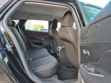 PEUGEOT 308 SW 1.6    PHEV HYBRID    e-EAT8    77.434 KM