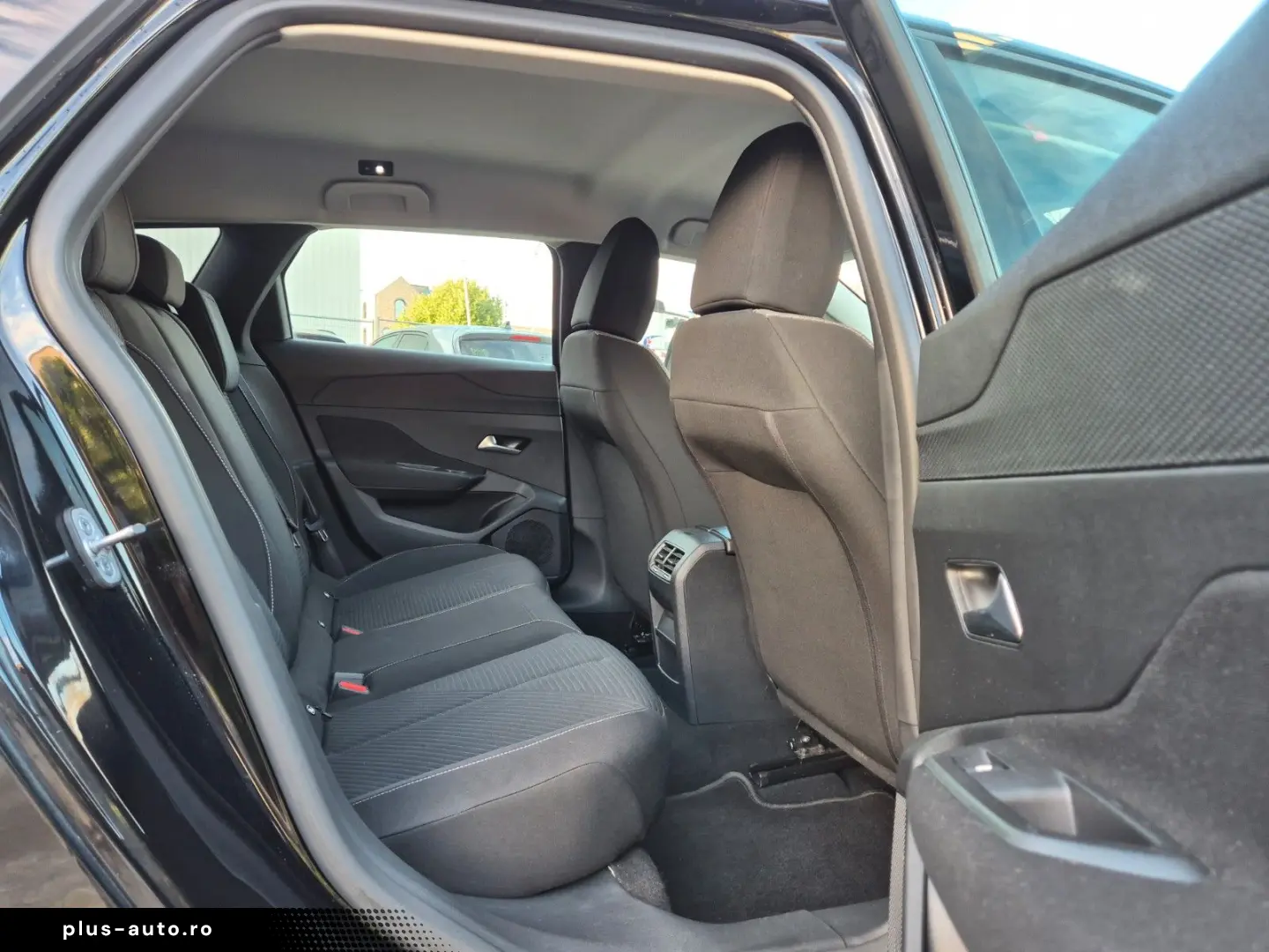 PEUGEOT 308 SW 1.6    PHEV HYBRID    e-EAT8    77.434 KM