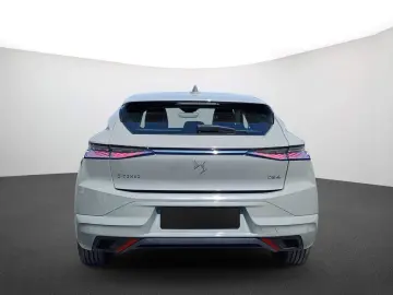 DS DS4 E-Tense Bastille