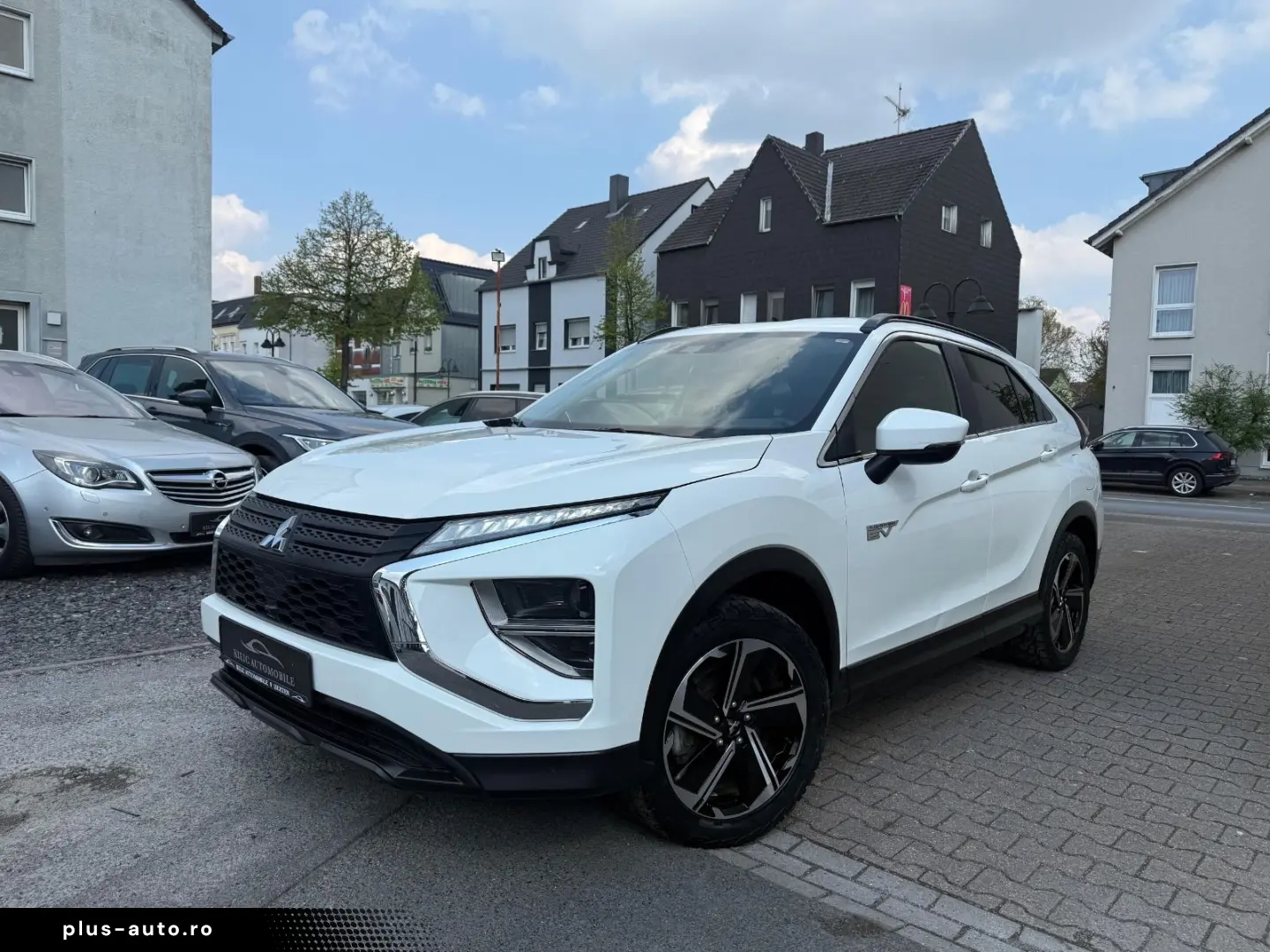 MITSUBISHI Eclipse Cross Hybrid 4WD Kamera LED AHK
