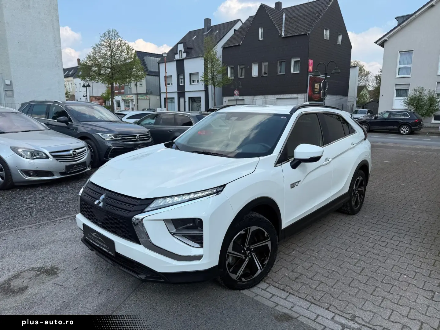 MITSUBISHI Eclipse Cross Hybrid 4WD Kamera LED AHK