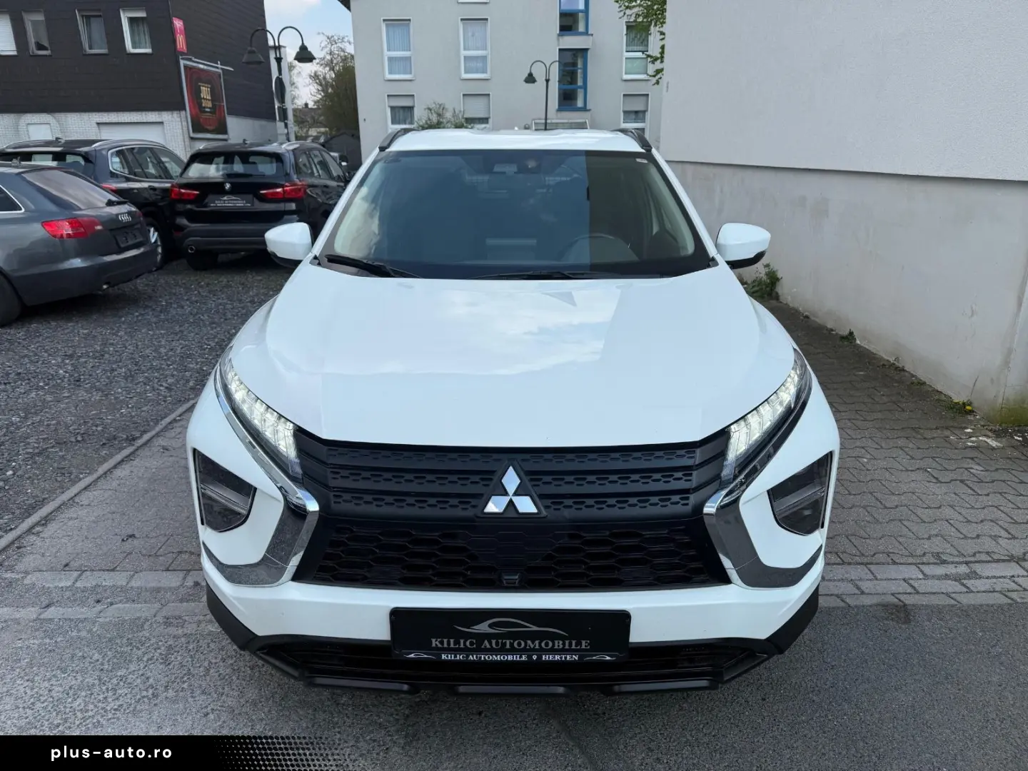 MITSUBISHI Eclipse Cross Hybrid 4WD Kamera LED AHK