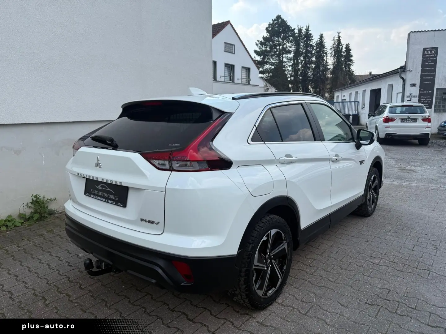 MITSUBISHI Eclipse Cross Hybrid 4WD Kamera LED AHK