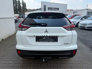 MITSUBISHI Eclipse Cross Hybrid 4WD Kamera LED AHK