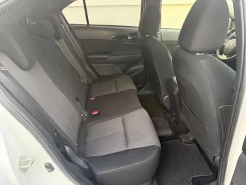 MITSUBISHI Eclipse Cross Hybrid 4WD Kamera LED AHK