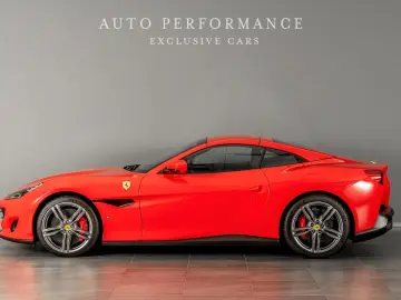 FERRARI Portofino V8 600hk Magneride Carbon Fiber