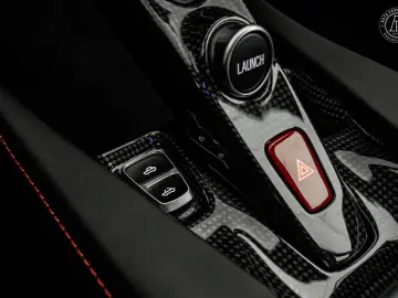 FERRARI Portofino V8 600hk Magneride Carbon Fiber