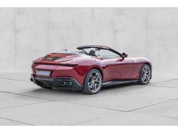 FERRARI Roma Spider  Matrix-LED JBL P.Display ACC