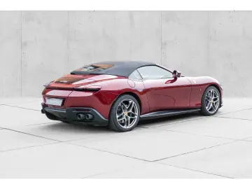 FERRARI Roma Spider  Matrix-LED JBL P.Display ACC