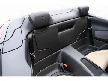 FERRARI Roma Spider  Matrix-LED JBL P.Display ACC