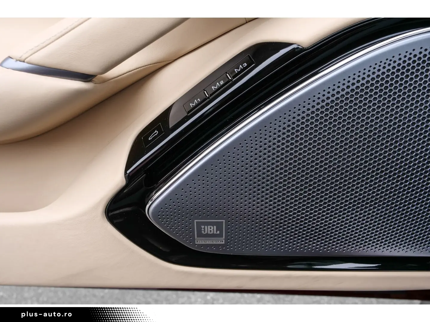 FERRARI Roma Spider  Matrix-LED JBL P.Display ACC