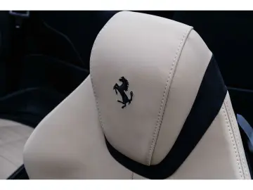 FERRARI Roma Spider  Matrix-LED JBL P.Display ACC