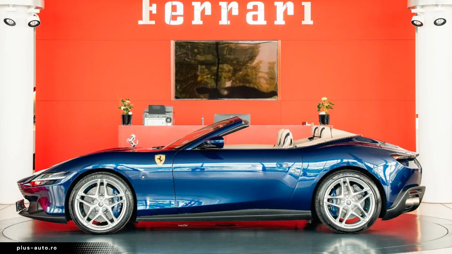 FERRARI Roma Spider
