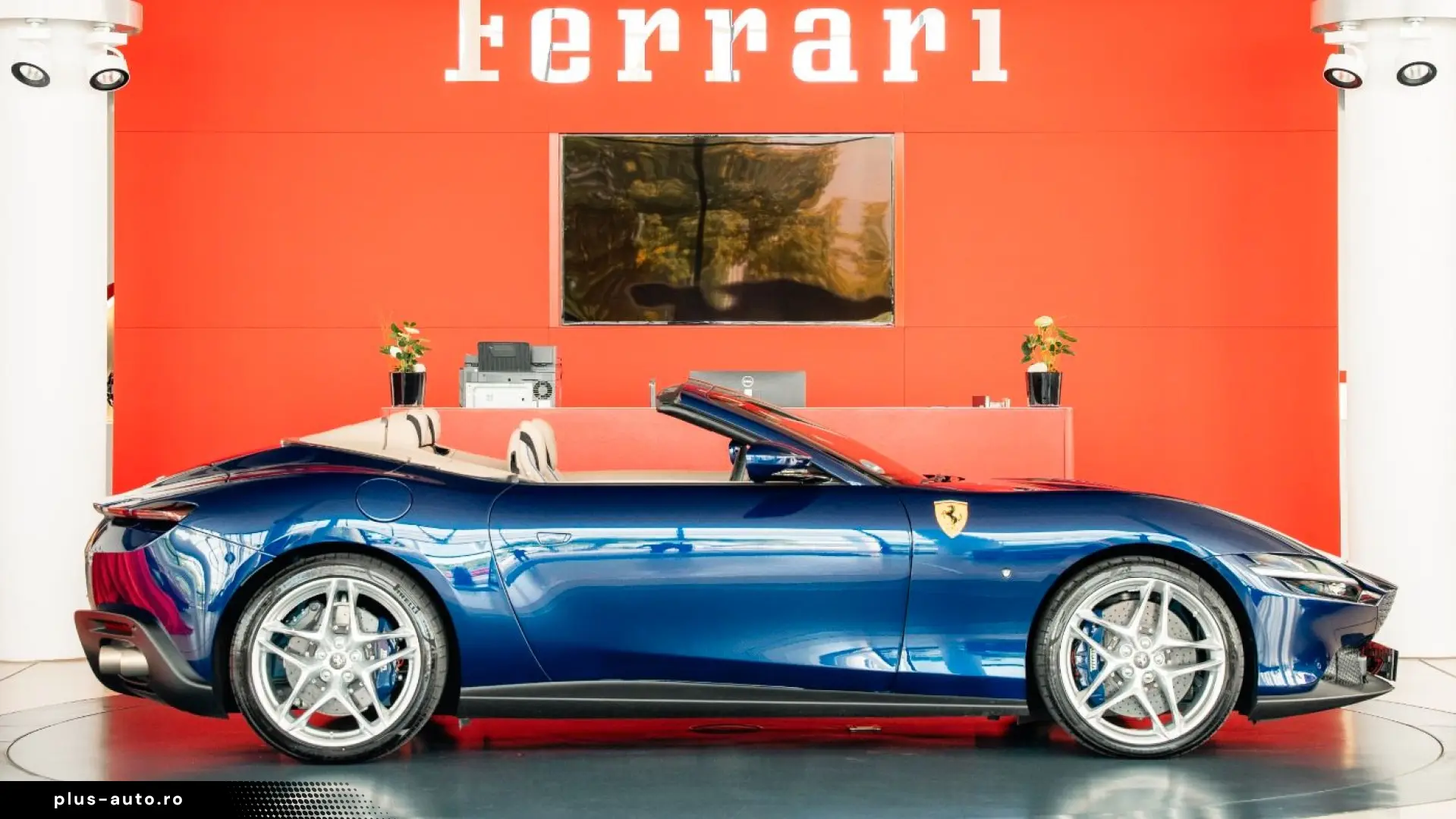 FERRARI Roma Spider