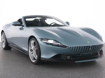 FERRARI Roma Spider Special Color Celleste Trevi