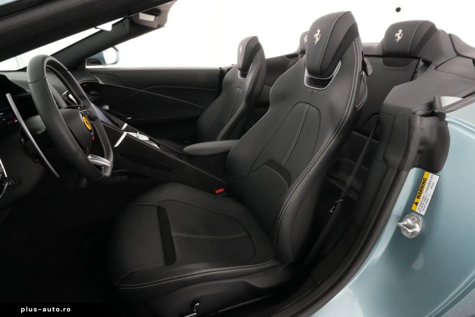 FERRARI Roma Spider Special Color Celleste Trevi